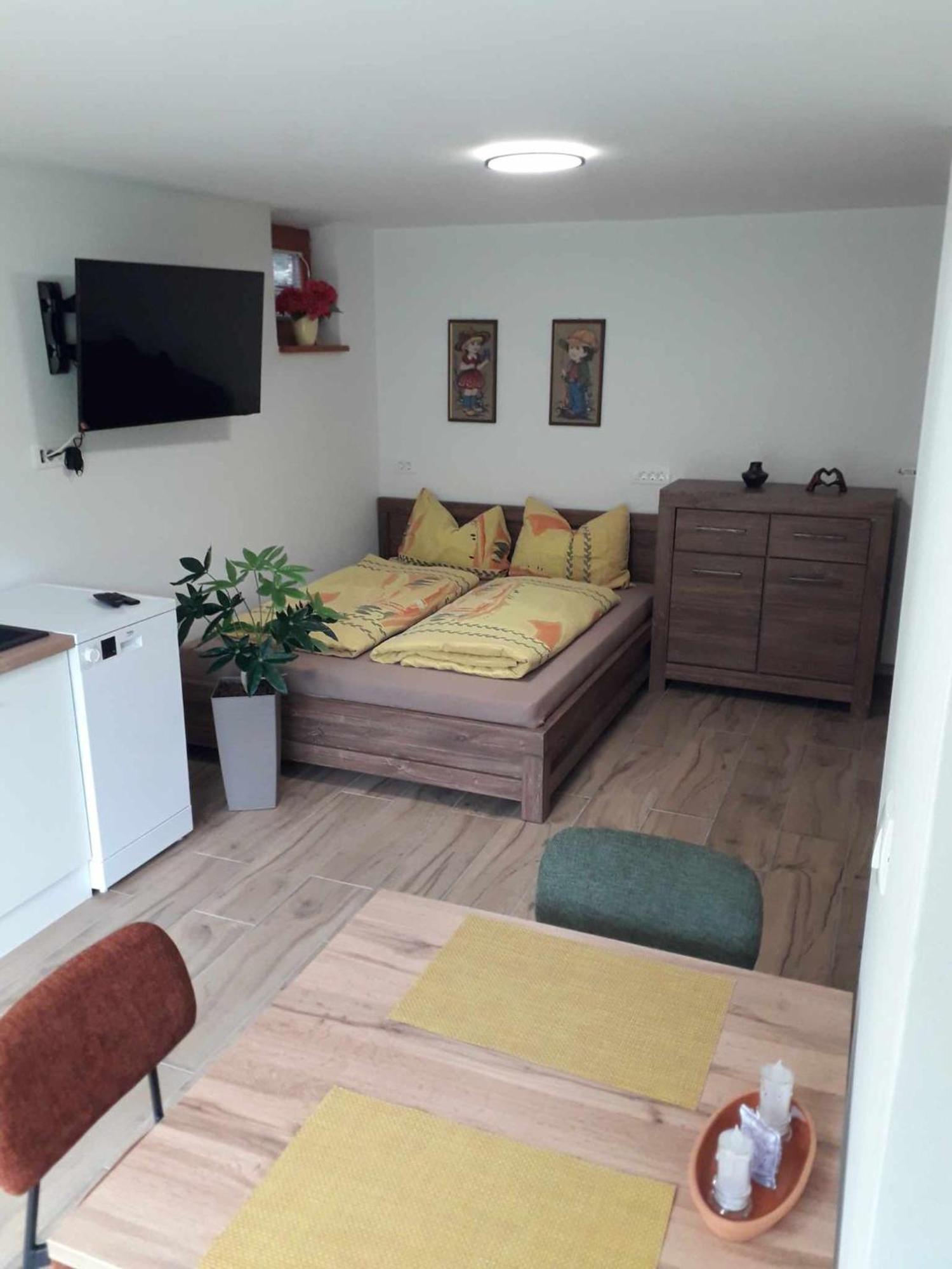 Apartmaji Brloznica Pod Veliko Planino Luče Buitenkant foto